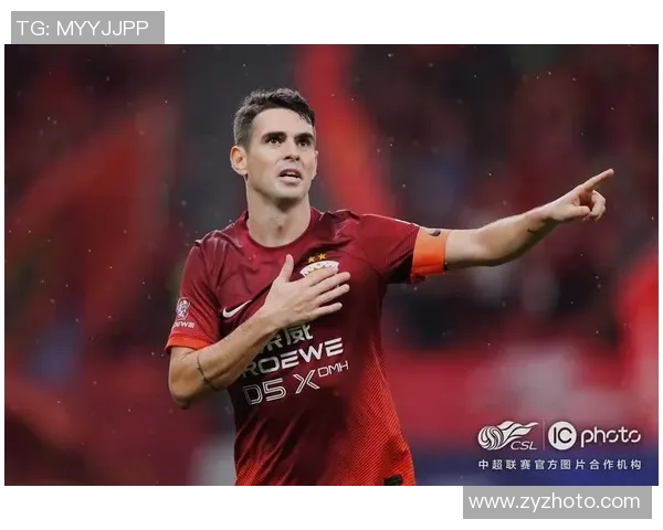 中超激战曼联逆转里昂帽子戏法引爆全场激情时刻解析