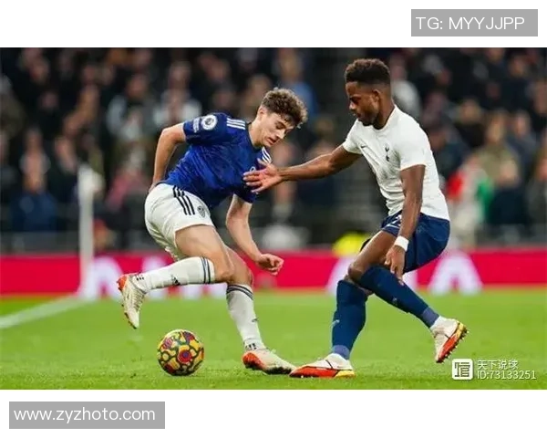 英超焦点战热刺与切尔西激战成平局神扑瞬间引发全场热烈反响