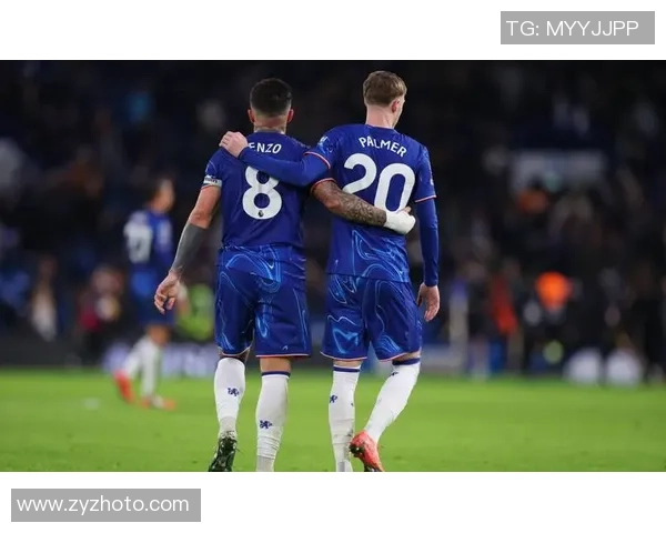 切尔西逆转里昂精彩绝杀引爆国王杯赛场激情瞬间分析