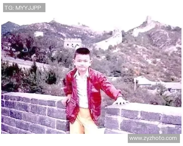 少年姚明的成长之路与篮球梦想的追逐照片回顾