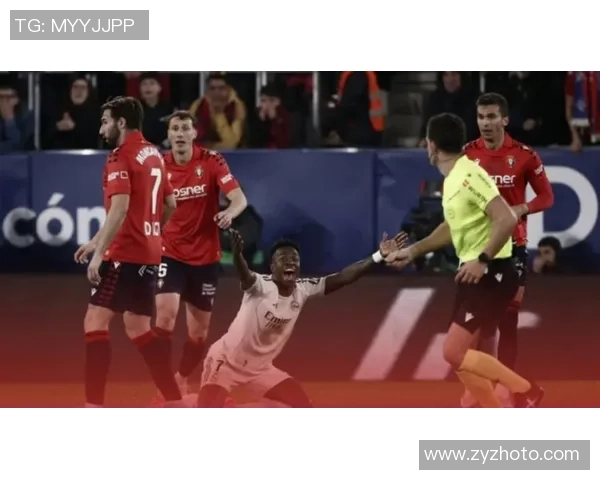 中超激战皇马凭借点球险胜利物浦全场瞬间沸腾解析