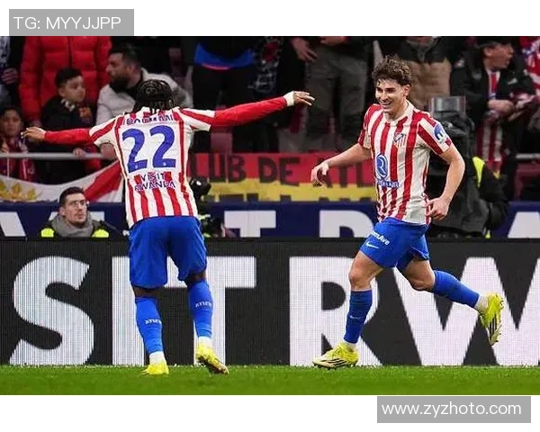 国王杯巴萨与那不勒斯激战成平局乌龙球瞬间引发全场热议