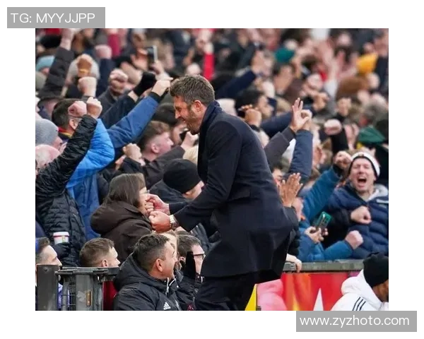 曼联主场狂胜巴萨四球大捷帽子戏法点燃全场激情