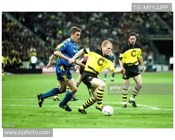 英超激战波尔图大胜尤文图斯神扑时刻引发全场狂欢与转会热议