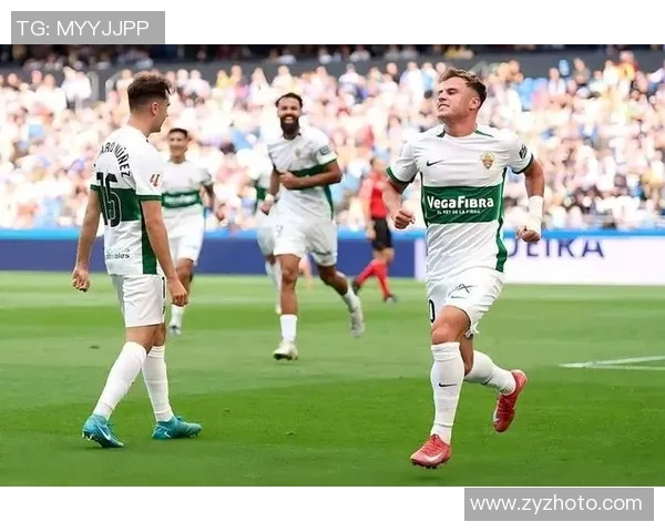 西甲焦点战皇马大胜切尔西补时进球点燃全场气氛与转会传闻交织