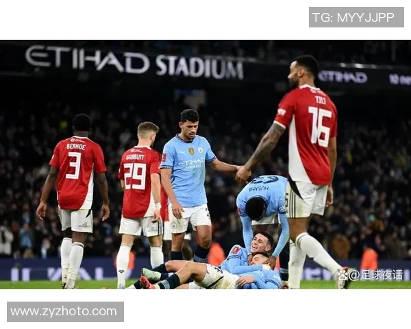 英超激战曼联险胜波尔图神扑引发争议判罚全场沸腾