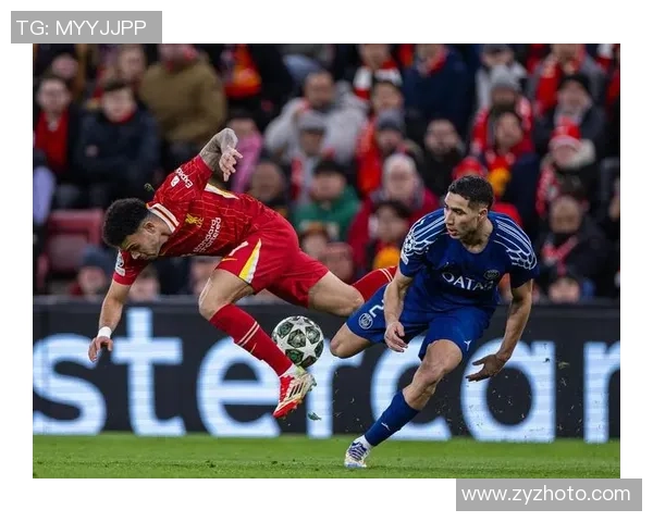 足总杯精彩对决多特蒙德大胜巴黎圣日耳曼全场沸腾瞬间回顾