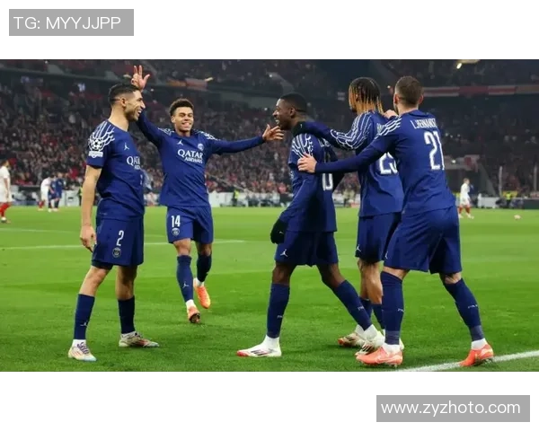 欧联杯激战回顾多特蒙德逆转巴黎圣日耳曼精彩瞬间分析